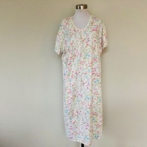 Nightgown Yellow Floral Large Short Sleeves Pullover SECRET TREASURES